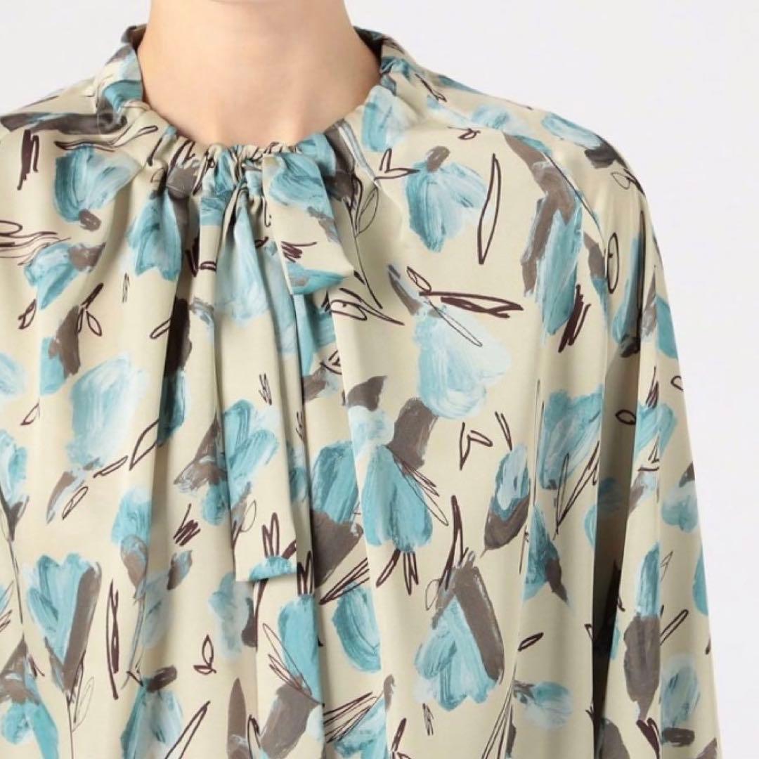 美品 トゥモローランド 近年 ブーゲンビリアプリント ボウタイギャザーブラウス