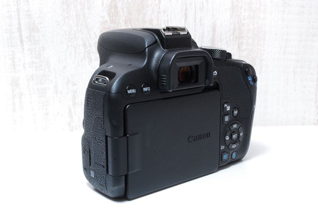 ❤️美品❤️ ショット数僅か❤️ 手ぶれ補正レンズ❤️ Canon Kiss X9i