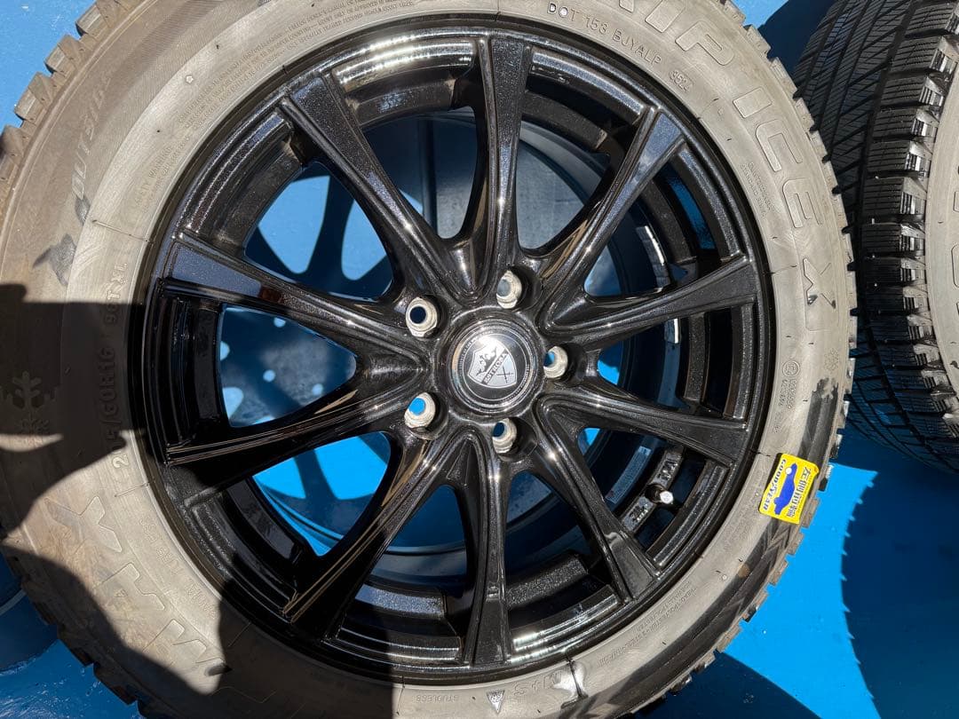 【2024年製】スタッドレスタイヤ205/60R16 GRIPICEX