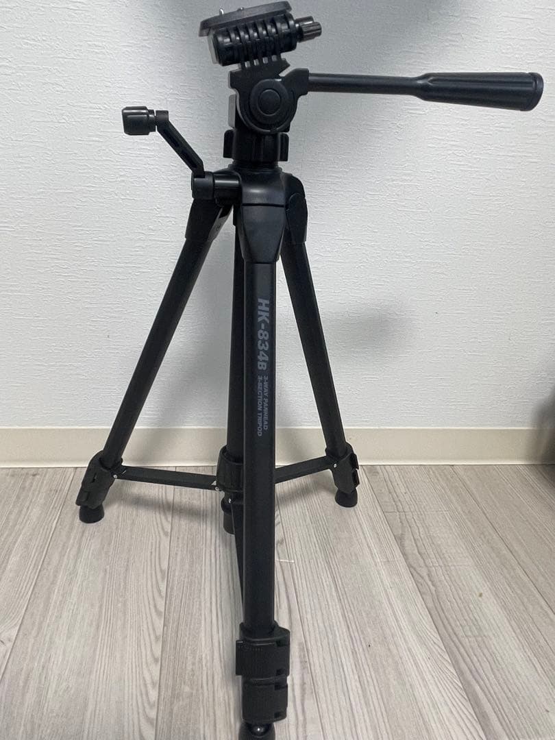 SONY FDR-AX45本体 三脚　Colemanバッグ