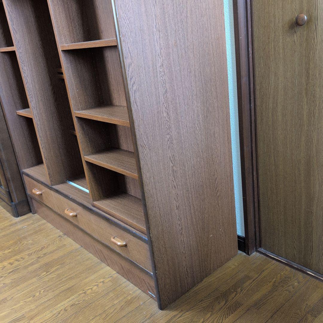 ブラウンスライド式本棚 引き出し付き 収納力抜群　大容量