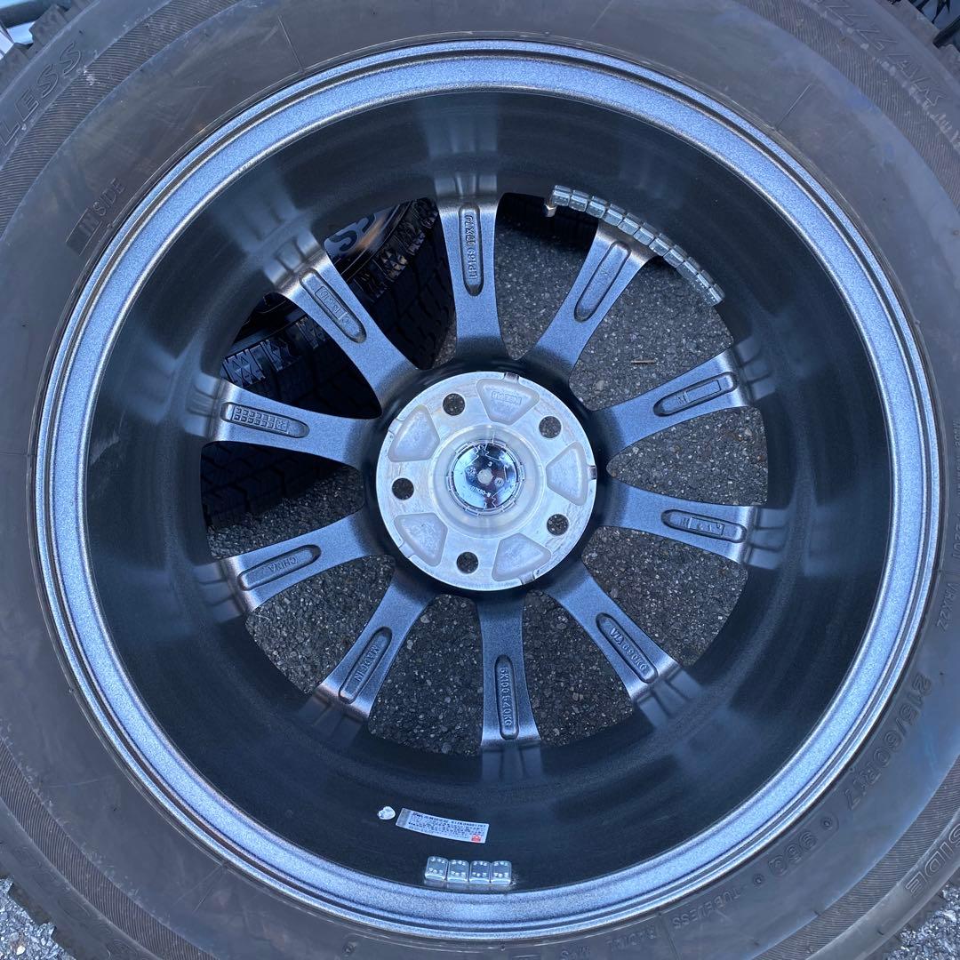 中古バリ溝‼️ブリヂストンスタッドレスセット215/60R17カローラクロス