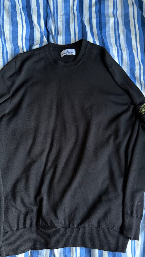 STONE  黒 クルーネックセーター　最終値下げ！
