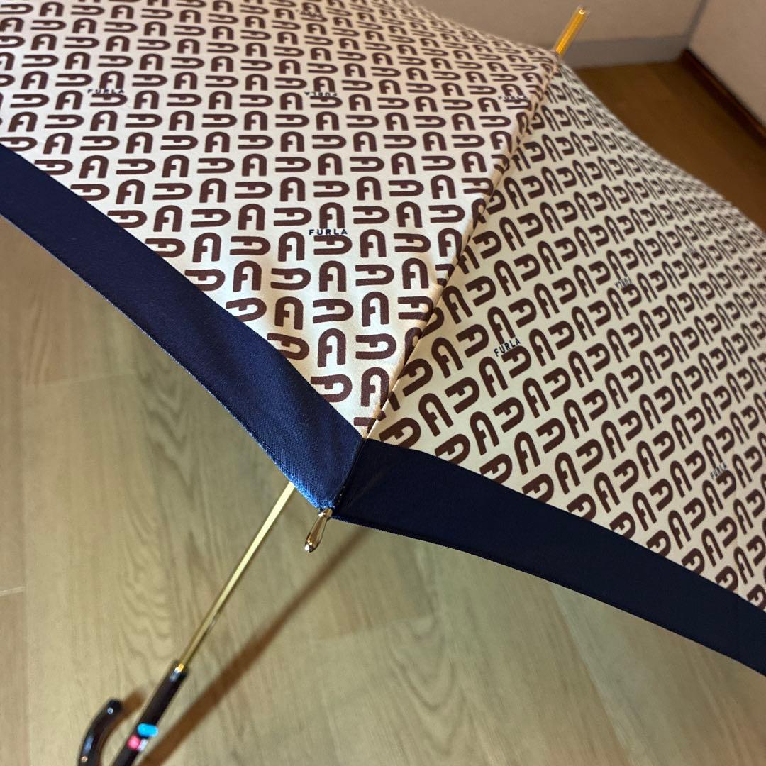 【未使用品】フルラ ロゴ 総柄 晴雨兼用 長傘 日傘 ネイビー×ホワイト