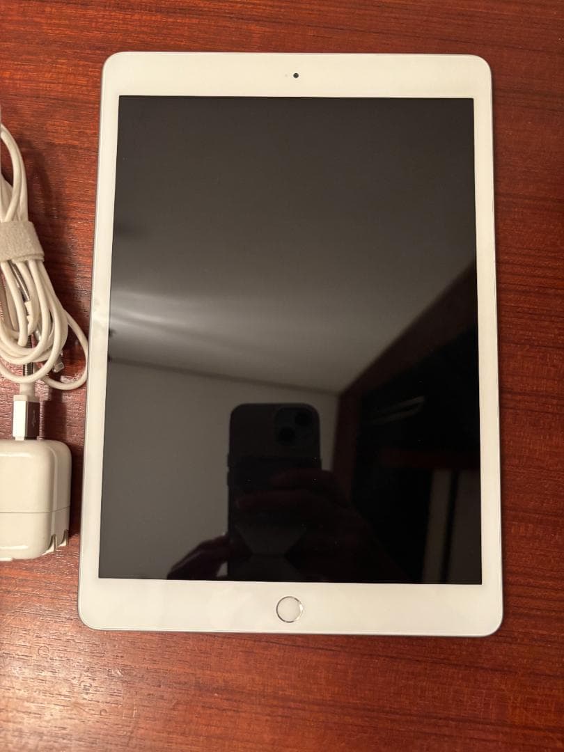 iPad 第7世代 32GB シルバー