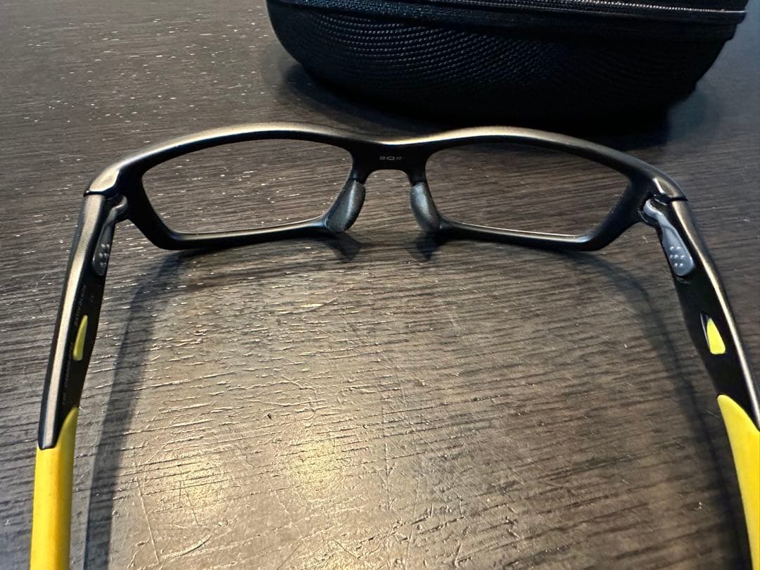 Oakley 交換サイドフレーム付きブラック/イエロー