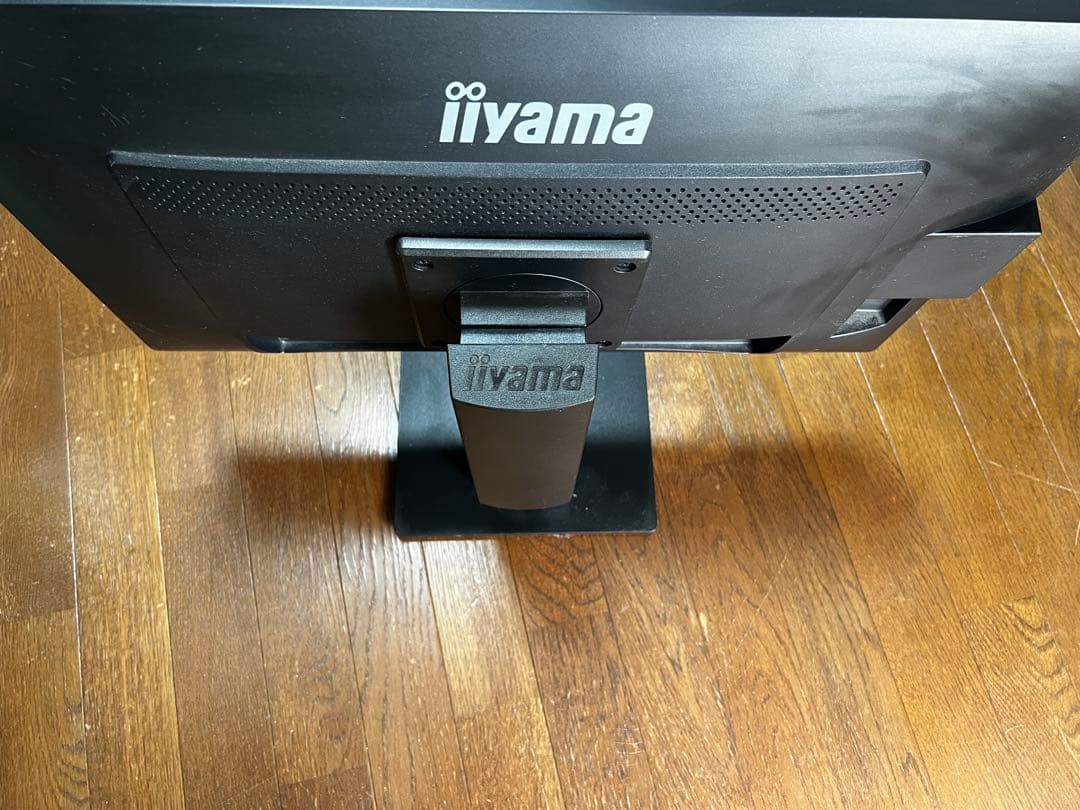 iiyama ディスプレイ 本体