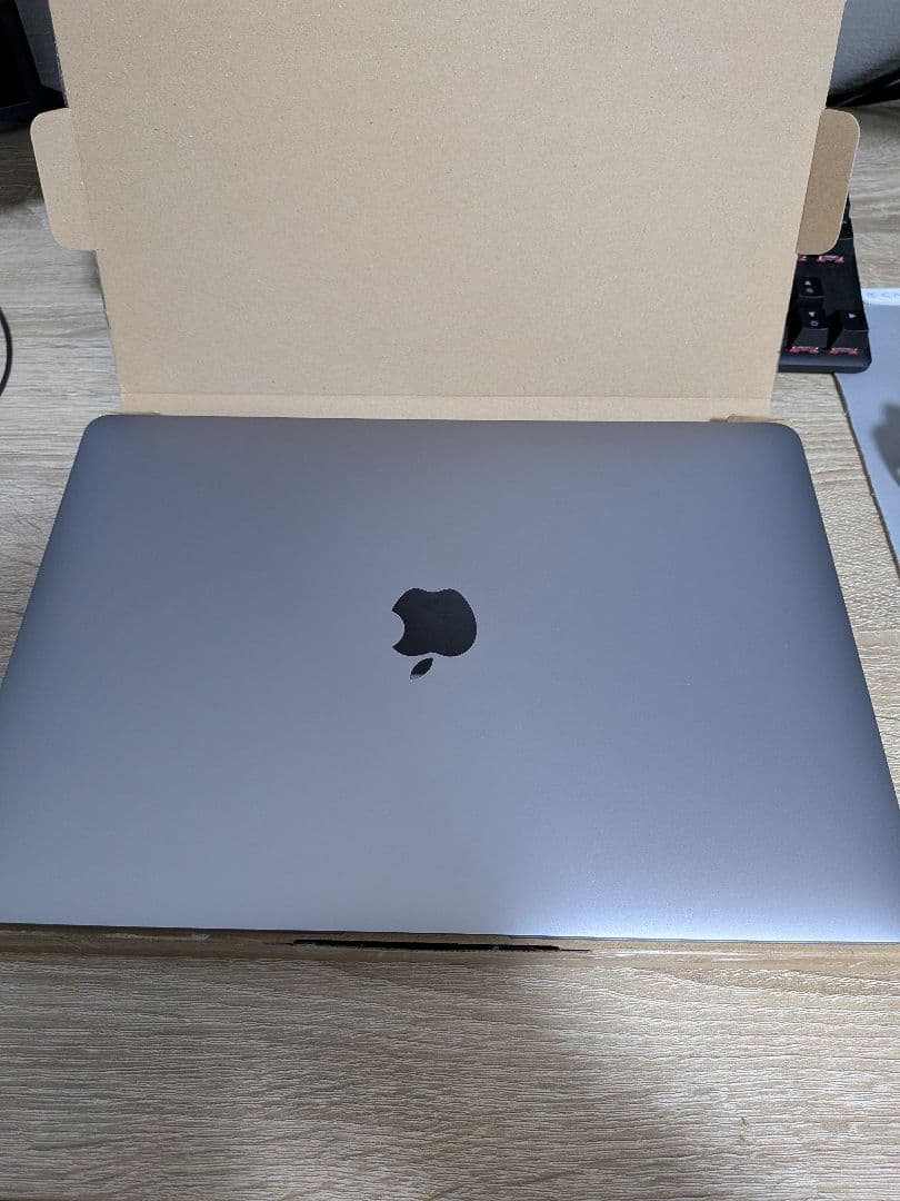 【バッテリー94%】Apple MacBook Air 2020 スペースグレー