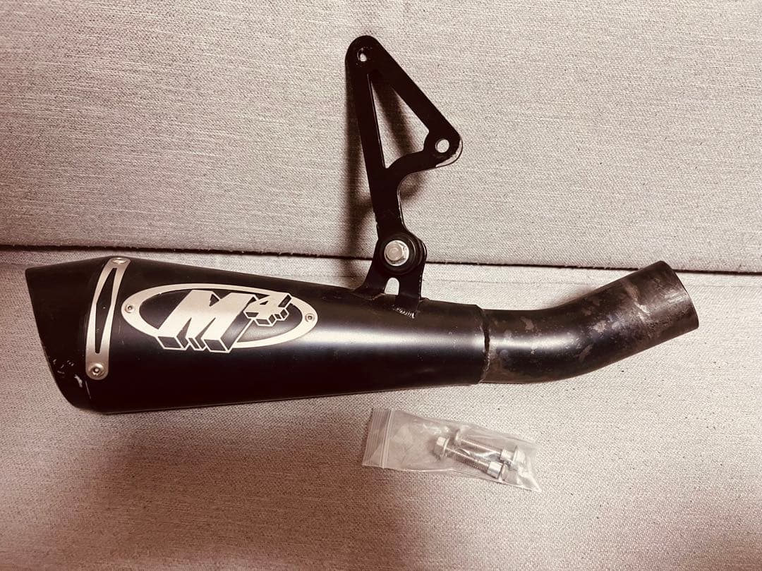 zx6r用　M4スリップオンマフラー マウントブラケット付き