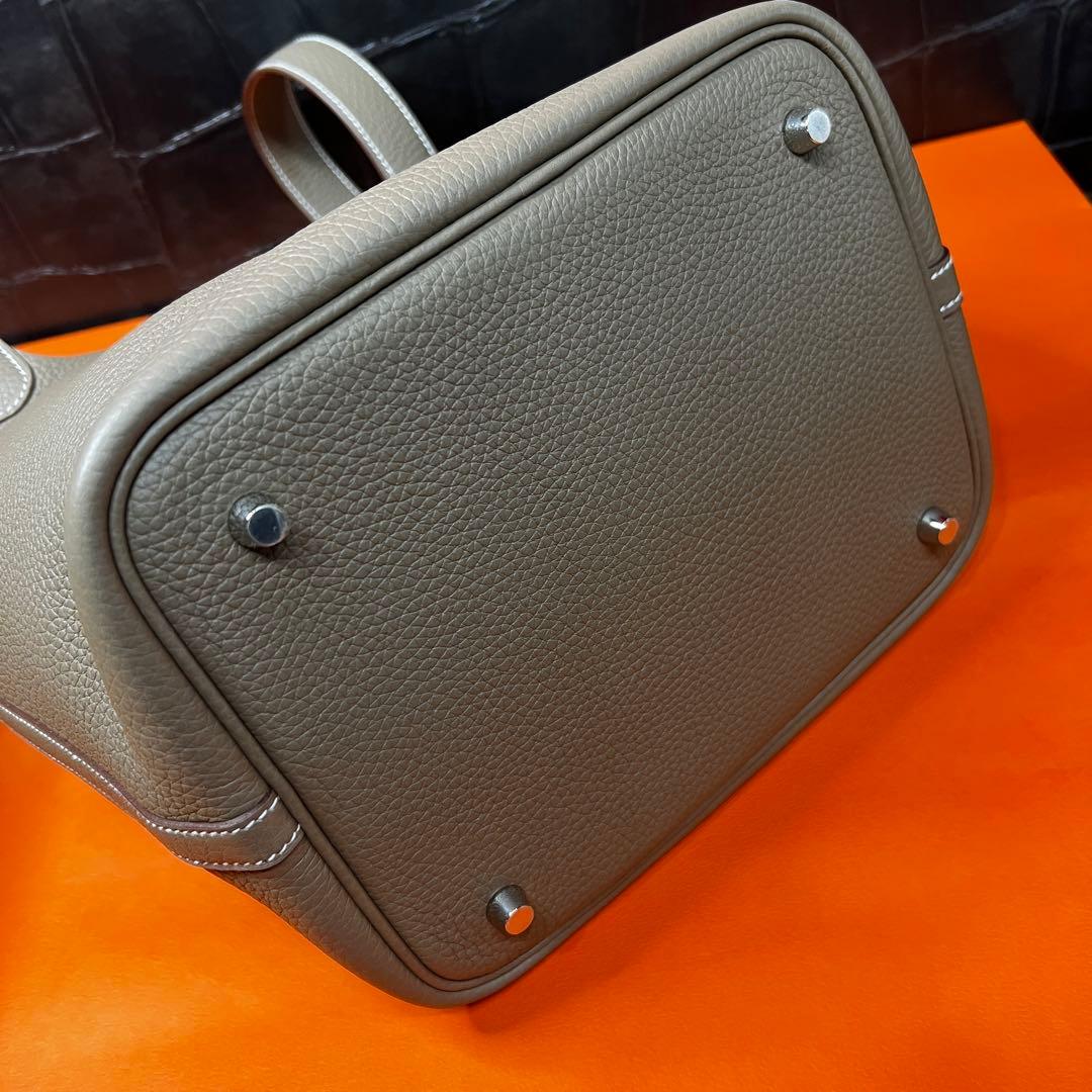 新品未使用 HERMES ピコタンMM エトゥープ C006683