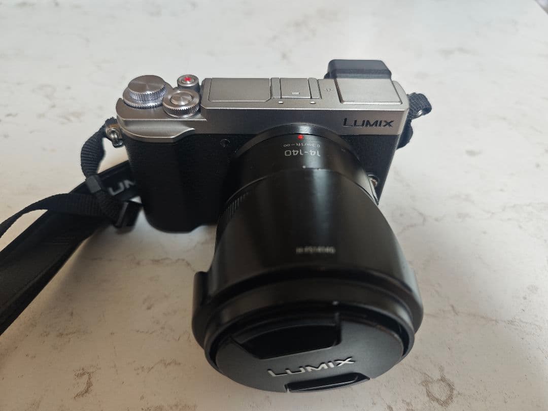 LUMIX GX7 Mark III　シャッター数6879 LUMIX GX9