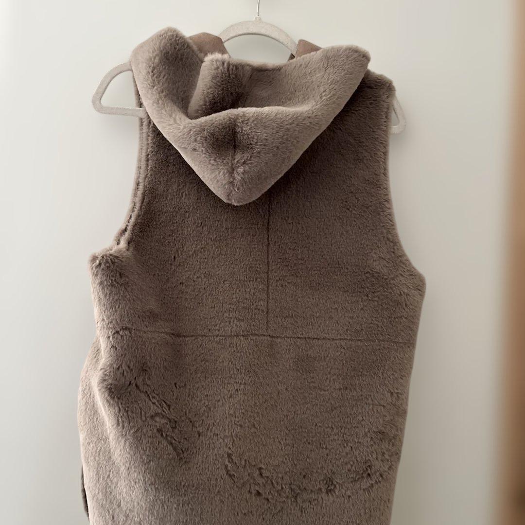 RIVE DROITE(リヴドロワ) エコファーフードジレ