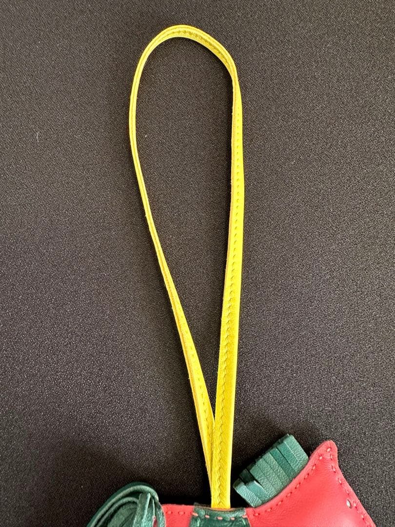 【美品】HERMESエルメス　ロデオ　チャーム　ローズアザレ　PM ペガサス