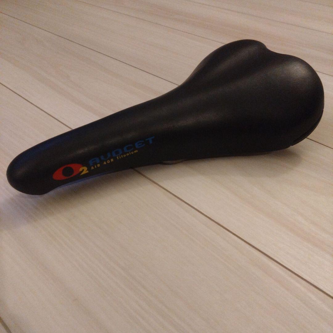 希少　AVOCET O2 air 40R titanium チタンレール