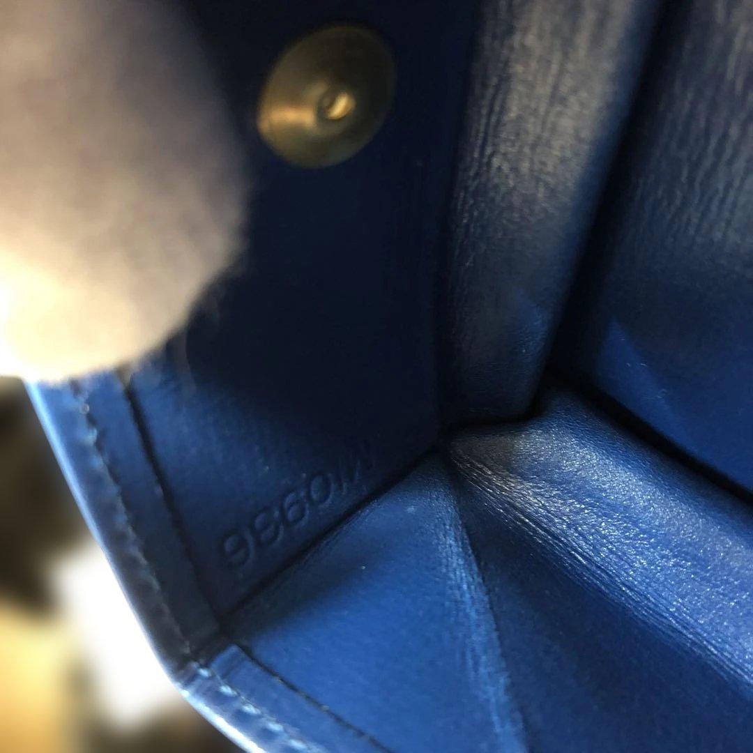 ルイヴィトン　ポルトモネボワット　エピ　ケース　未使用