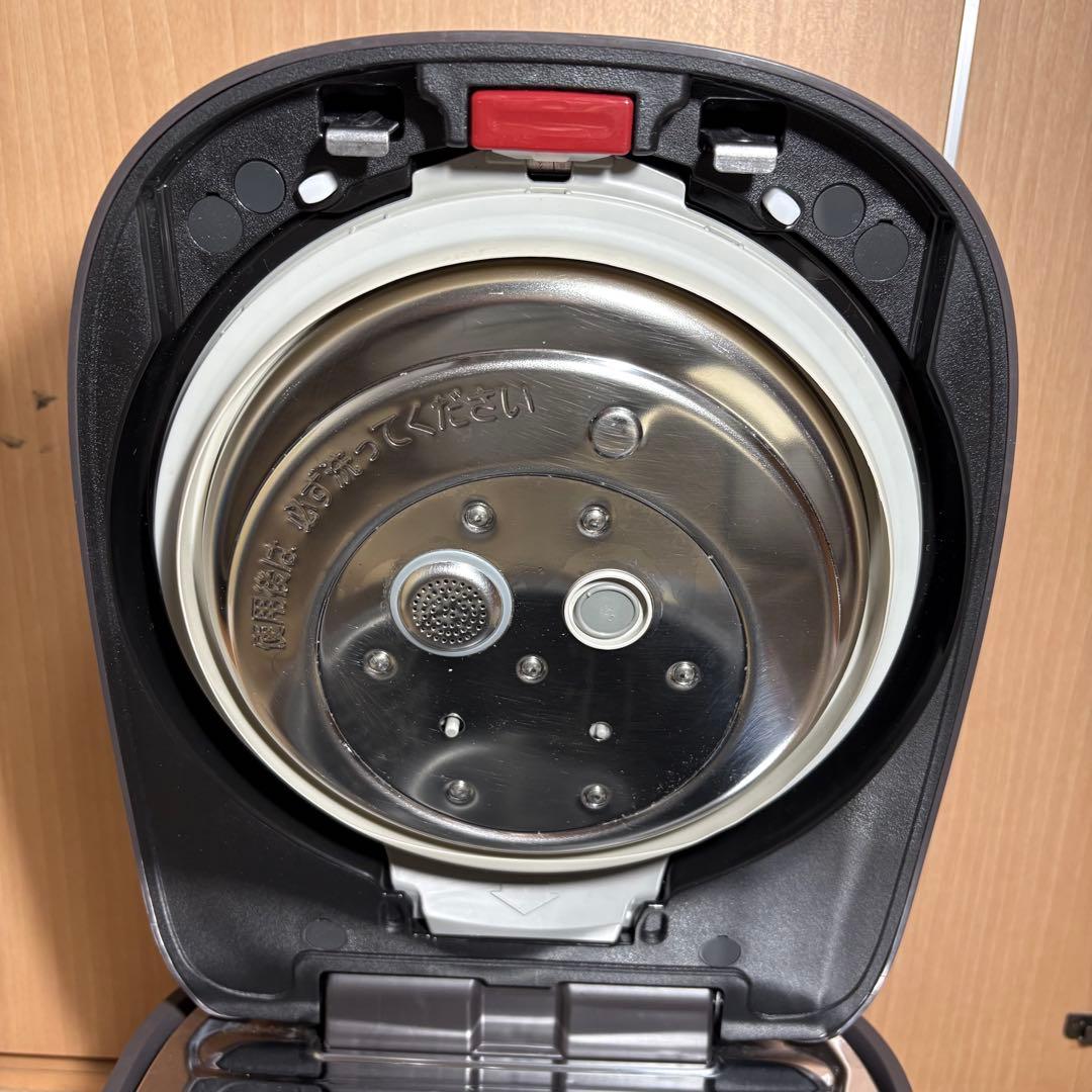 【美品】2023年製Panasonic SR-MPA10E2 炊飯器5.5合炊