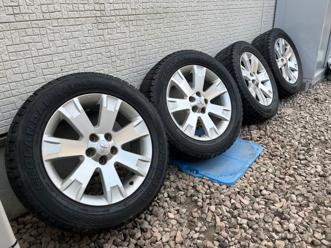 GEOLANDAR I/T-S デリカD5純正ホイール　スタッドレス
