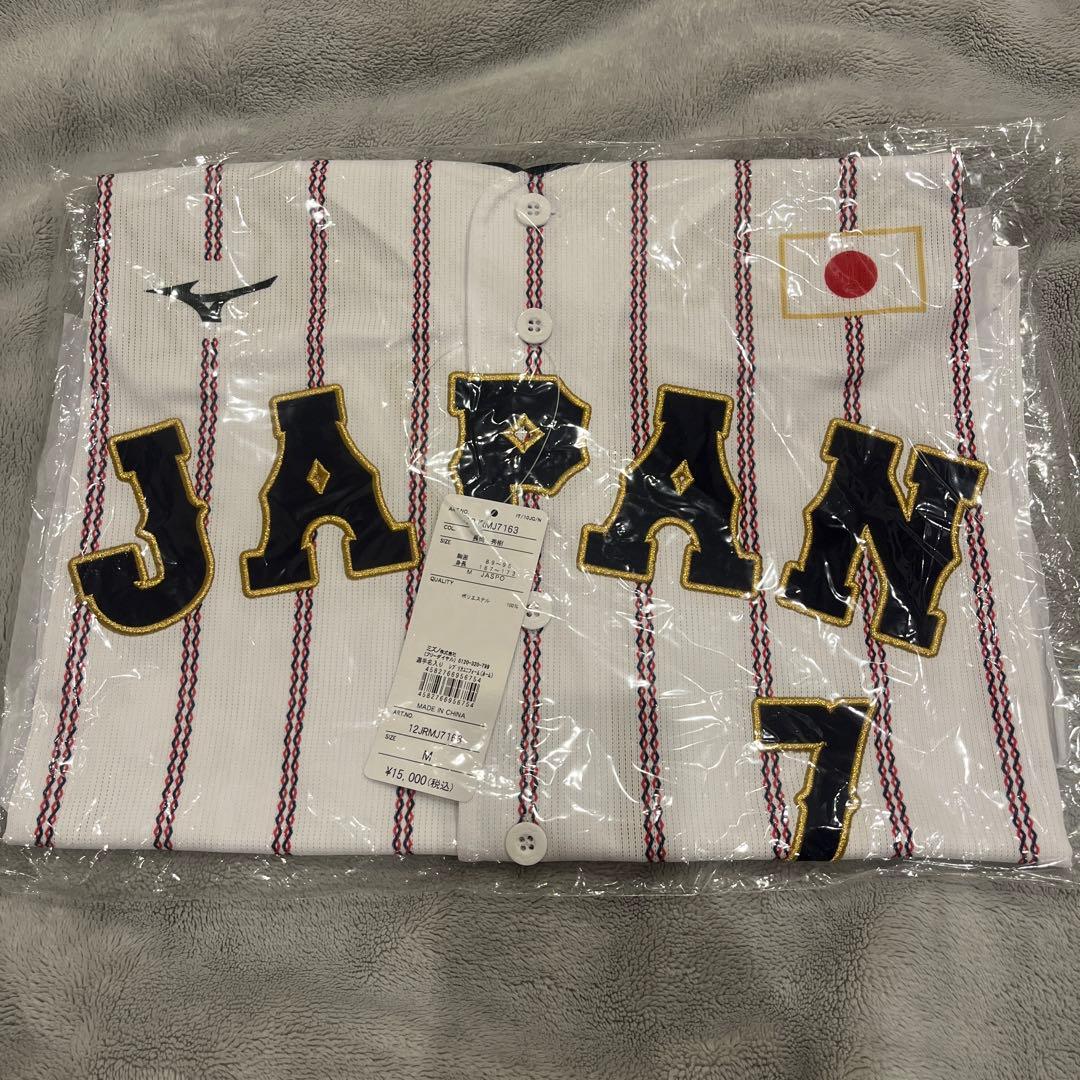 長岡秀樹選手　ユニフォーム