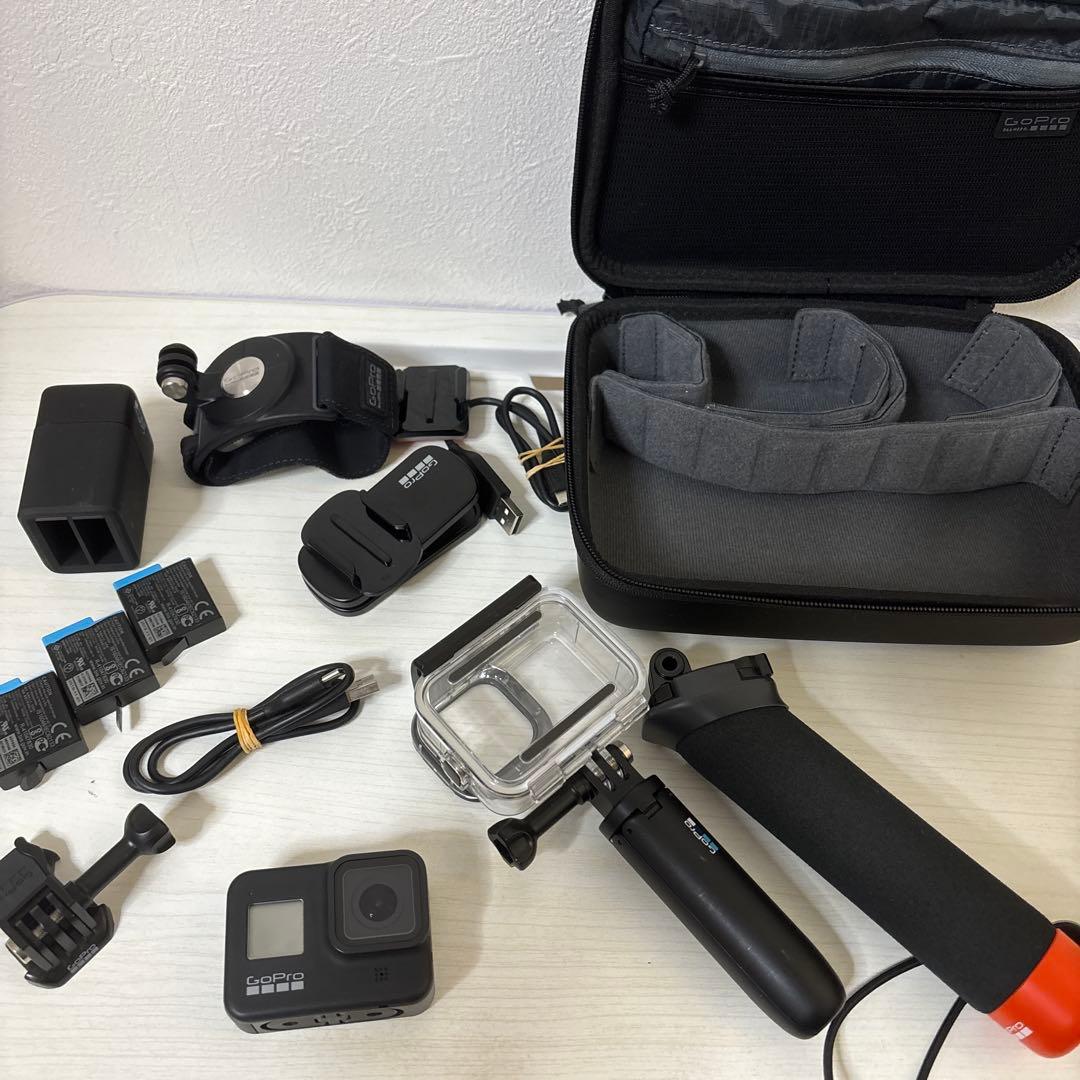 gopro 8 付属品　画像　すべて　おまとめ　sdカード無