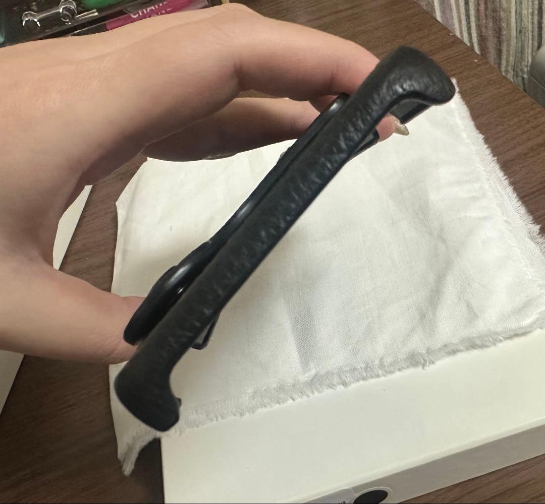 メゾンマルジェラ　iPhone14Proケース