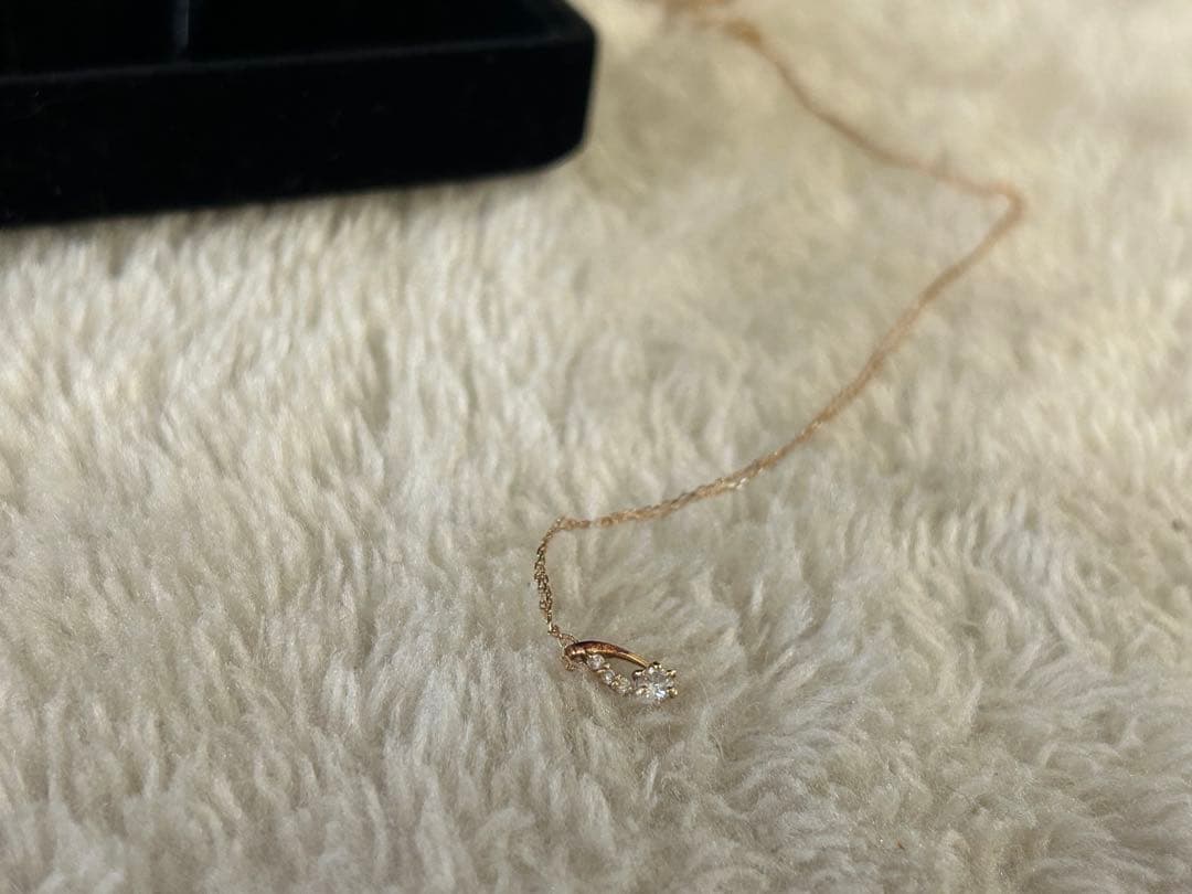 ダイヤ　ネックレス　ダイヤモンド　ゴールド　Ｋ18