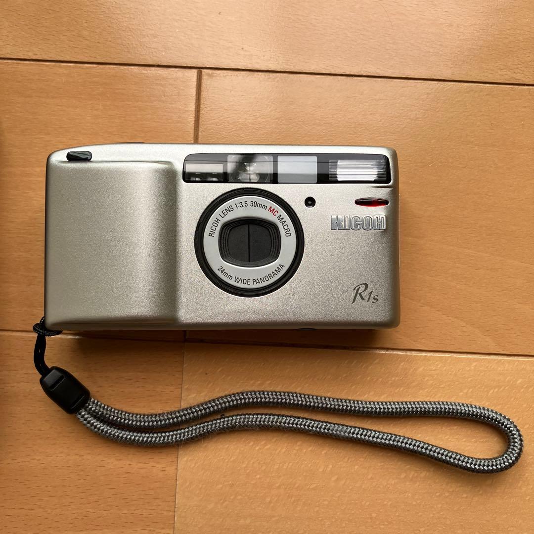 RICOH R1s コンパクトフィルムカメラ シルバー