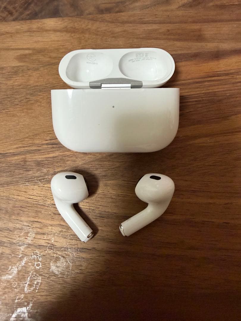 AirPods Pro (第2世代)MagSafe充電ケース