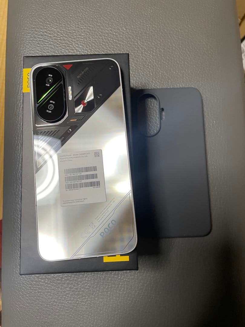 【新品同様】POCO F7 12GB 256GB シルバー 日本語 simフリー