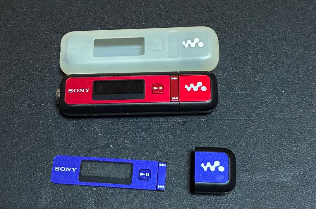 【美品動作確認済】　SONY ウォークマン 着せ替えカバー　シリコンケース付き