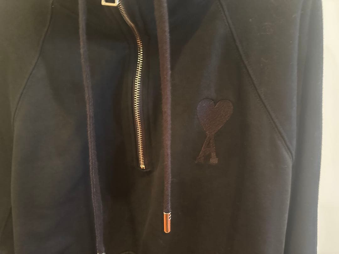【美品】AMI PARIS アミパリスハーフジップスウェット