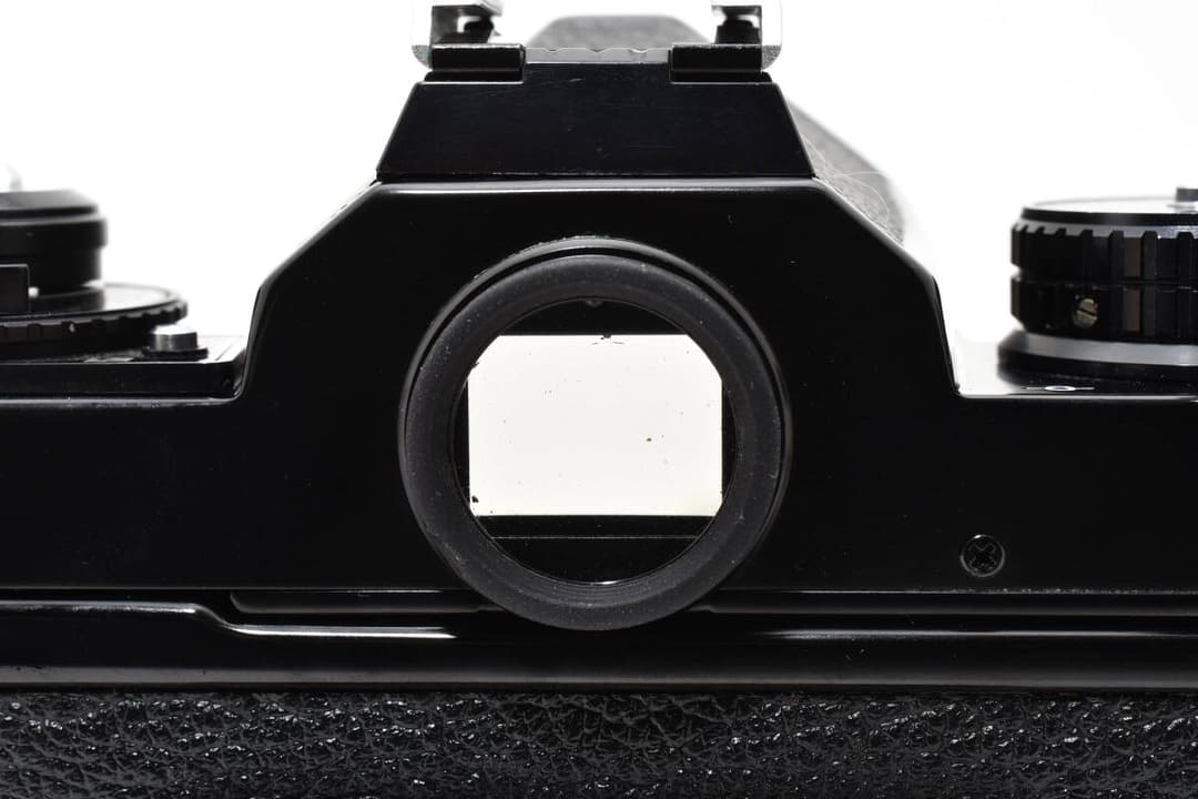 Nikon FE2 ボディ ブラック 露出計OK 2003