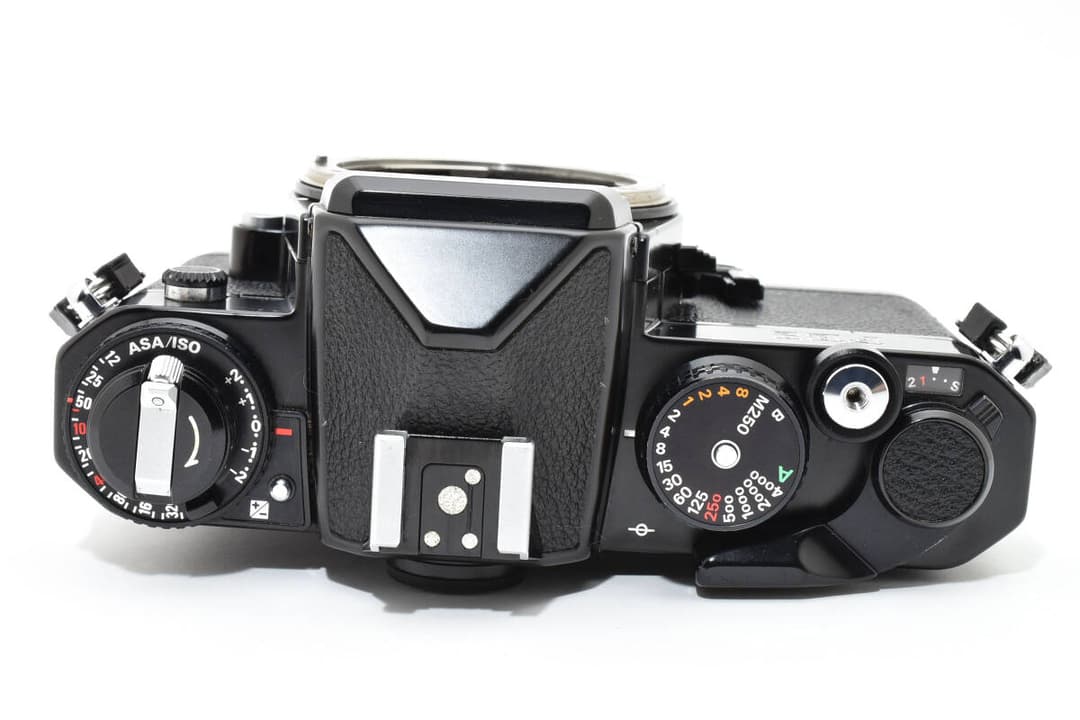 Nikon FE2 ボディ ブラック 露出計OK 2003