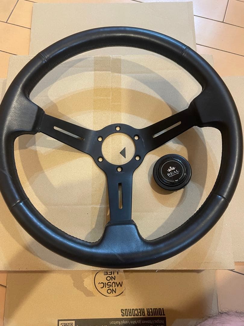 REAL(レアル) 汎用ステアリング　 スポーツ ディープタイプ