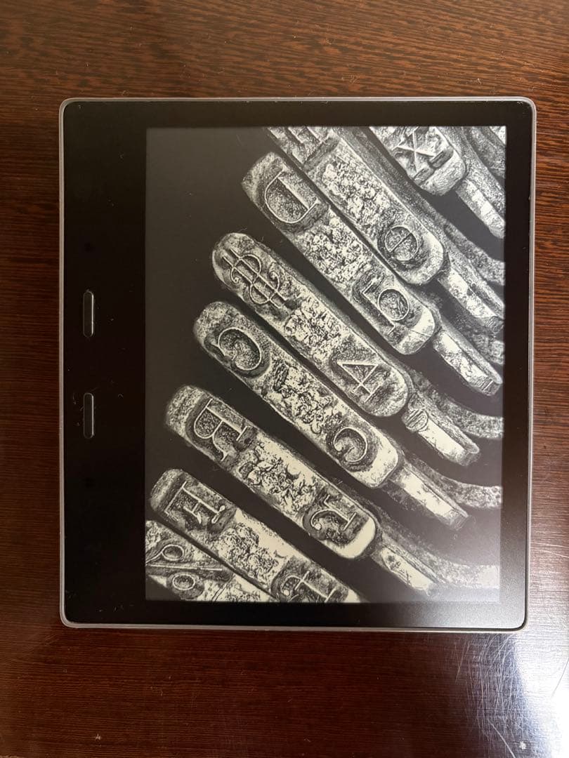 Kindle Oasis 色調調節ライト搭載 wifi 8GB 広告なし