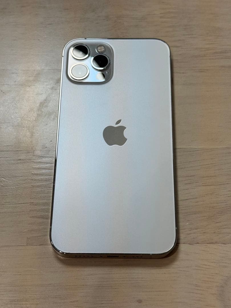 iPhone 12 Pro 128GB シルバー