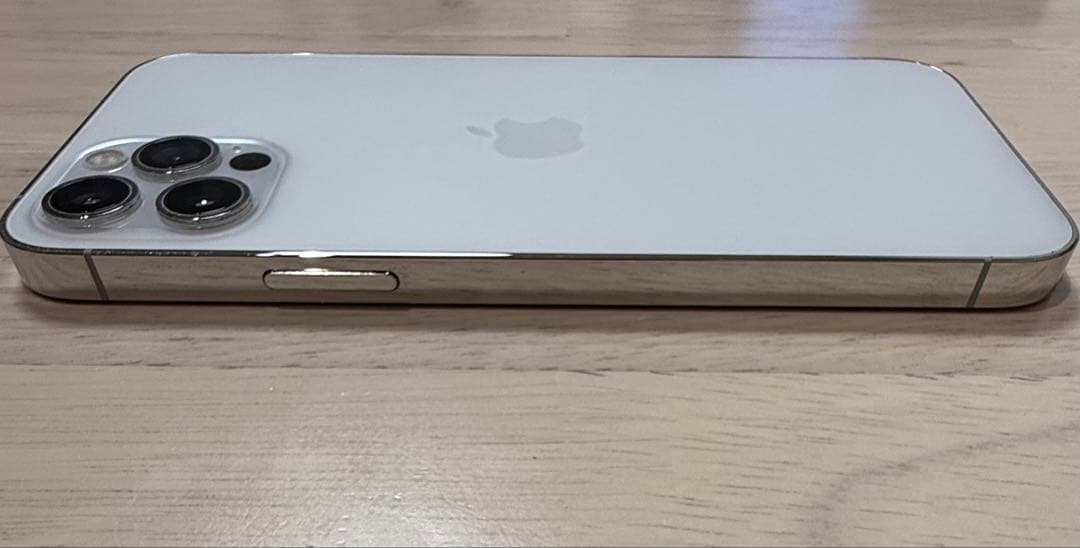 iPhone 12 Pro 128GB シルバー
