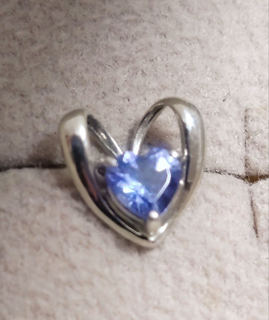pt900 タンザナイト ハートチャーム