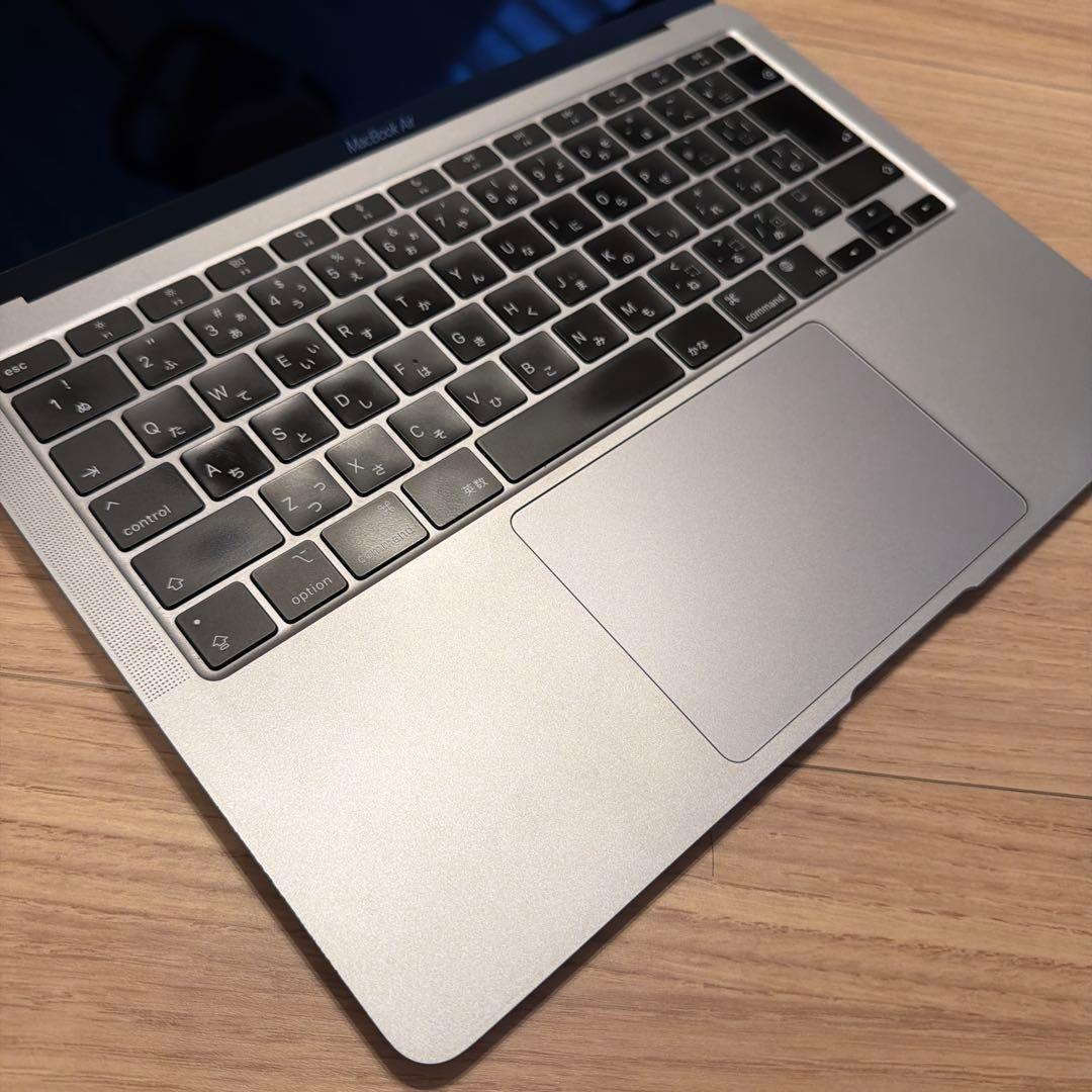 Apple MacBook Air (M1, 2020) 13インチモデル