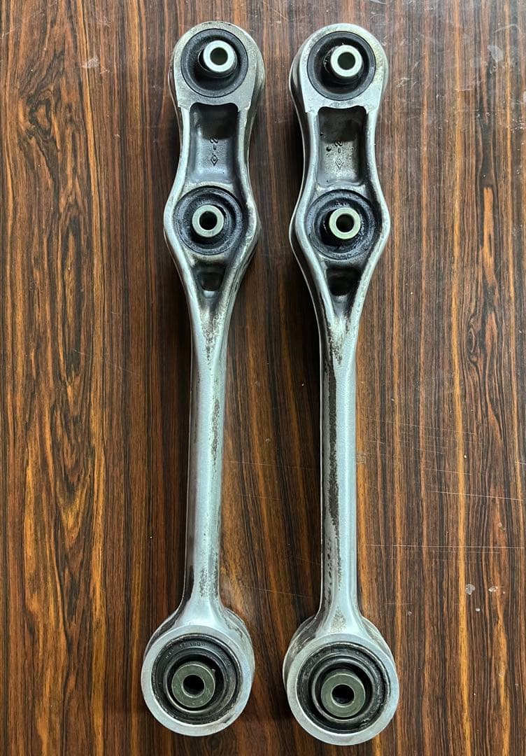 マツダ RX-7 FD3S リアロアアーム