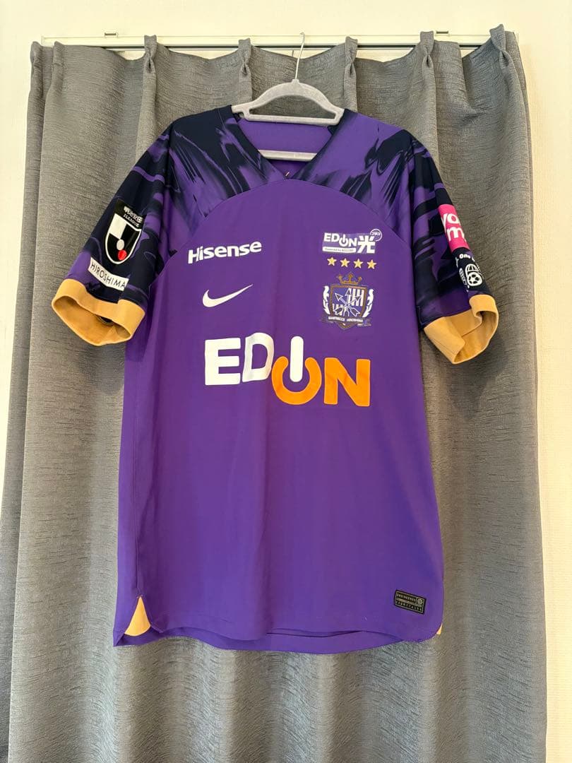 サンフレッチェ広島 ユニフォーム 青山選手