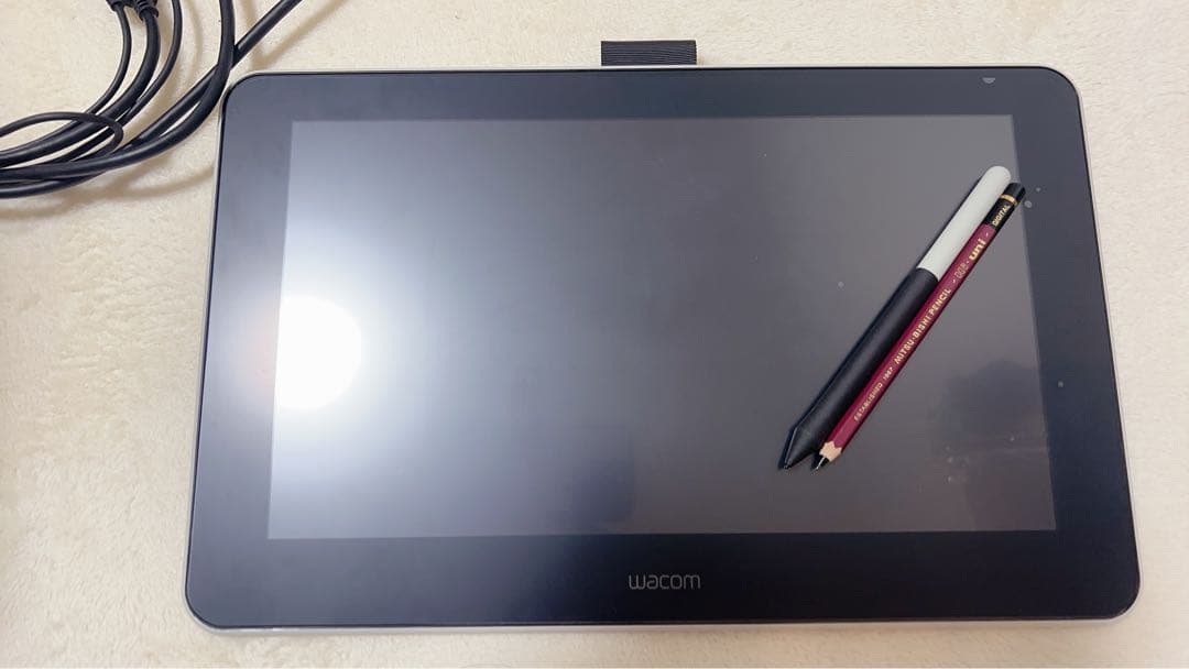 あ*お様 Wacom(ワコム) 13.3インチ 液タブOne ペン付き