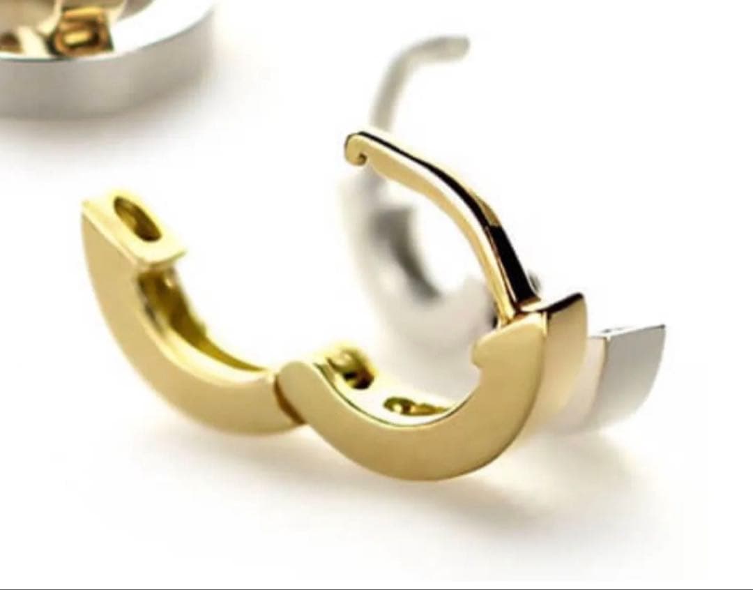 む*め様 picollet 片耳フープピアス　イエローゴールド　ピコレ　ピコレッ