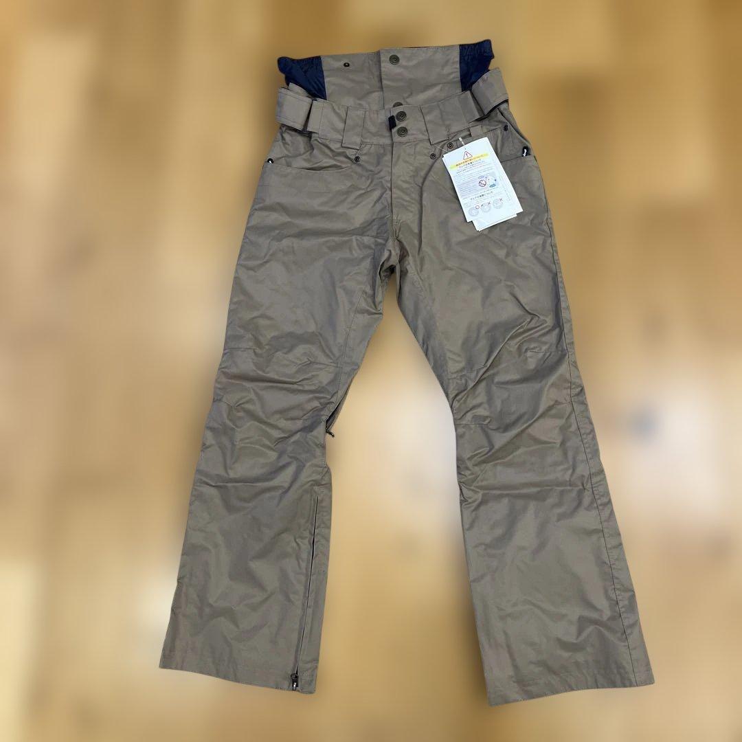 新品未使用　スノーウェア上下セット　レディース　XS 9号