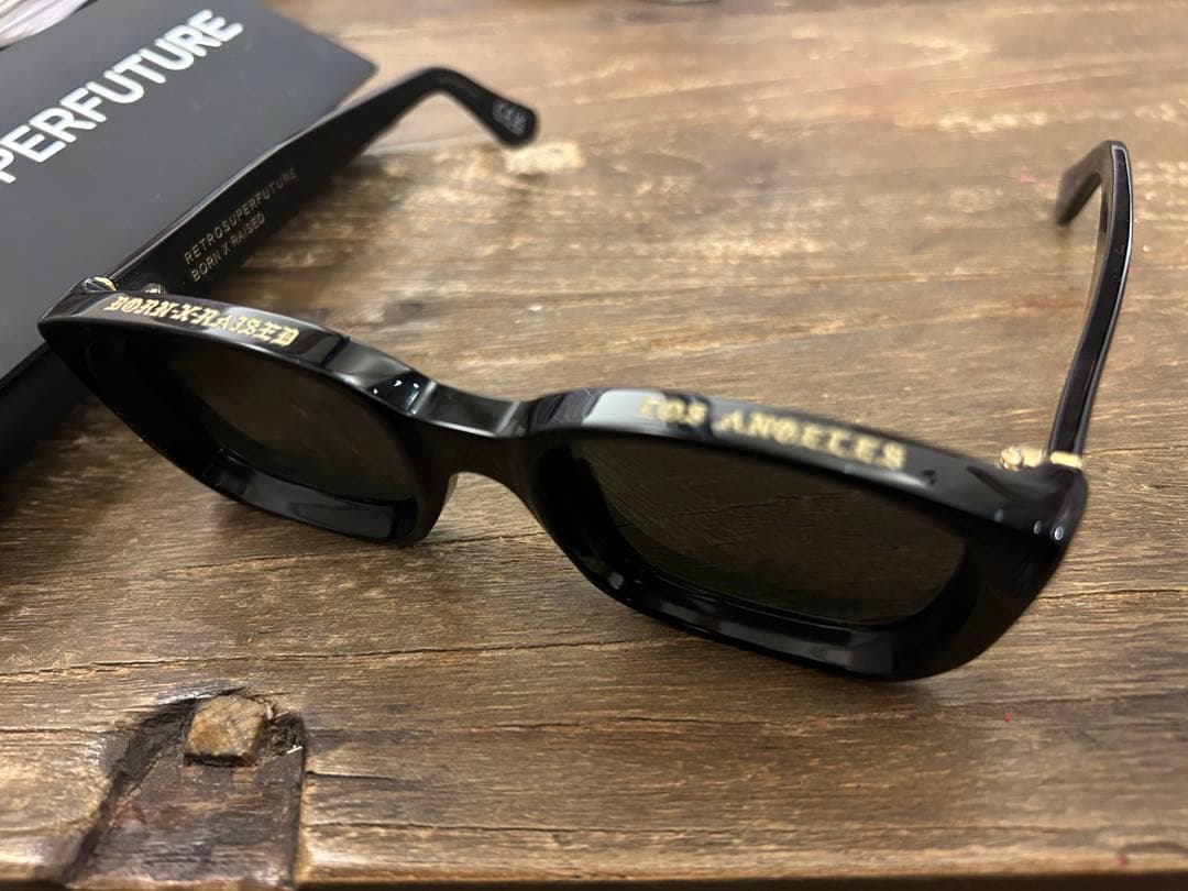 BORN x RAISED RETRO SUPER FUTURE サングラス