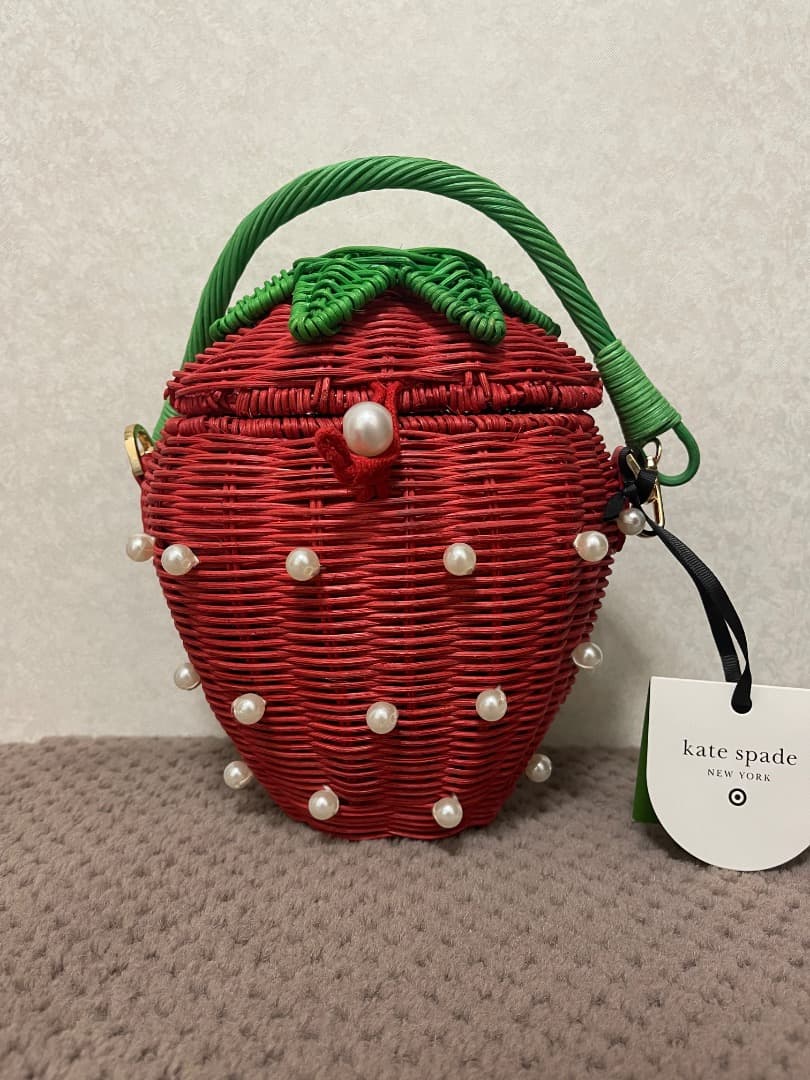 【完売品】限定販売⭐︎ kate spade イチゴ型パールかごバッグ