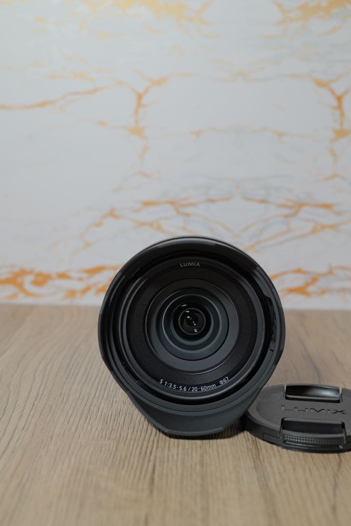 LUMIX 20-60mm ズームレンズ（Lマウント）