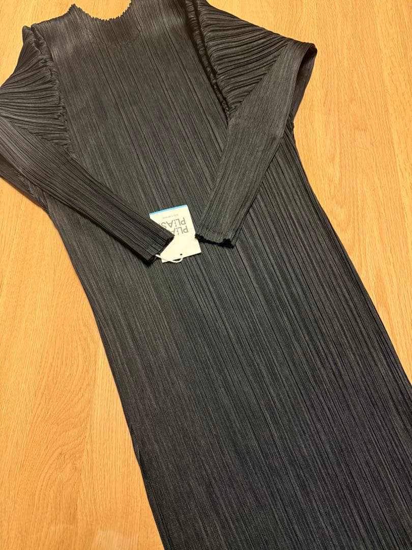 【新品未使用】PLEATS PLEASE JANUARY 長袖チュニック