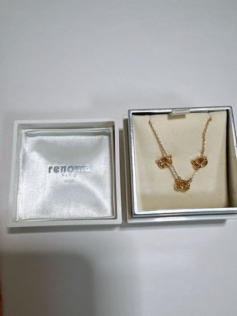 renoma ノットデザイン 750ゴールドネックレス 、ピアスのセット