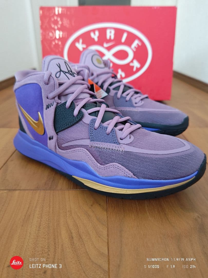 東京都渋谷区　 KYRIE INFINITI