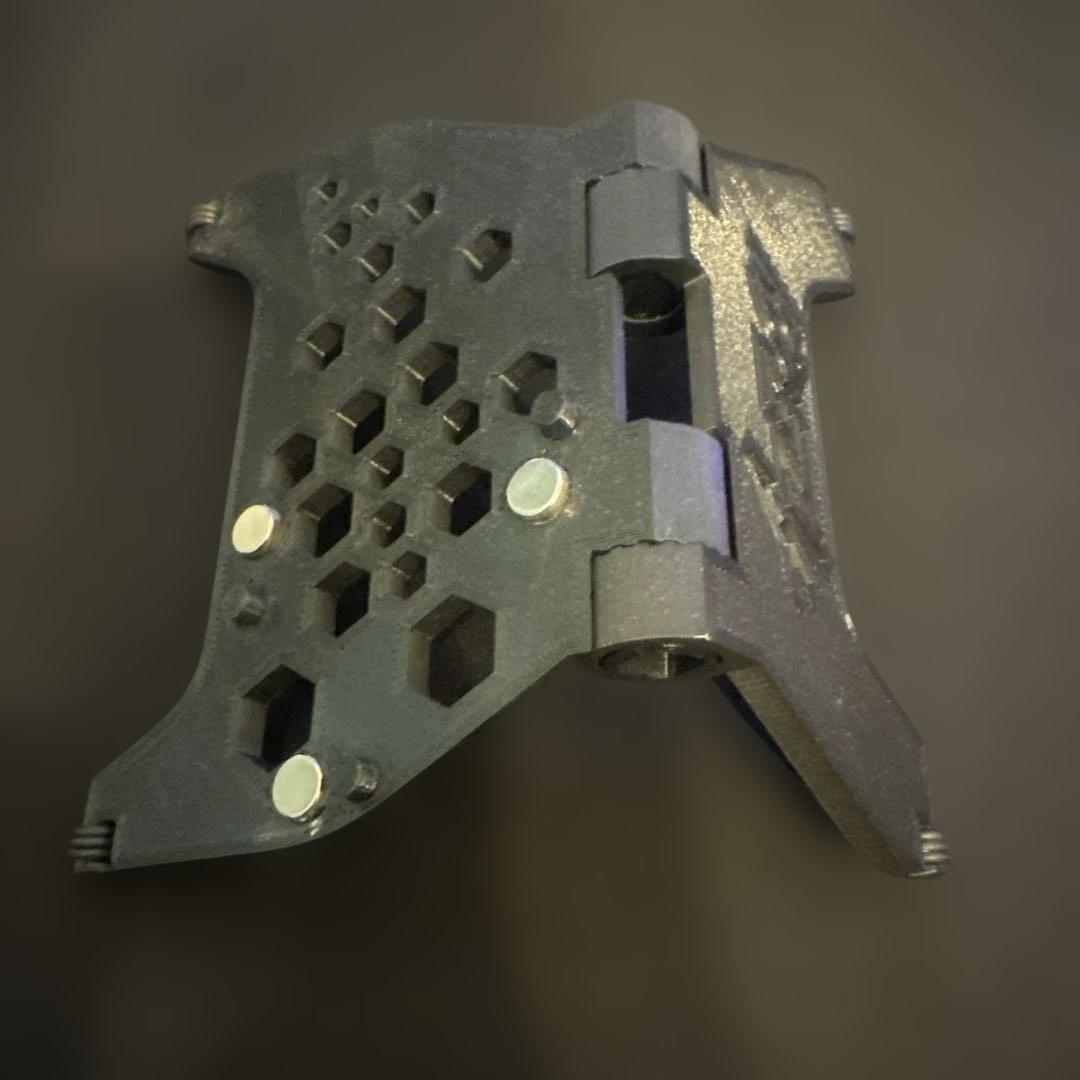 PC用ゲームコントローラー・コンバーター AZERON CYBORG